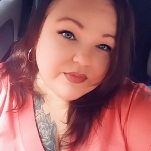 Meet your Posher, Karrie